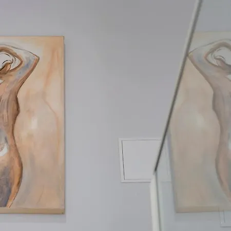 Apartmán Stylish Duplex With Balcony In By Lovelystay Porto