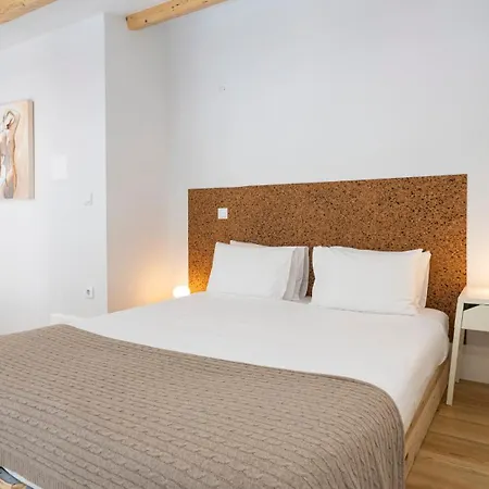 Stylish Duplex With Balcony In By Lovelystay Апартаменты Порту