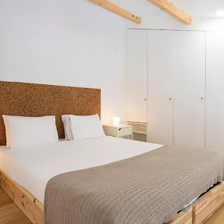 Apartamento Stylish Duplex With Balcony In By Lovelystay Oporto