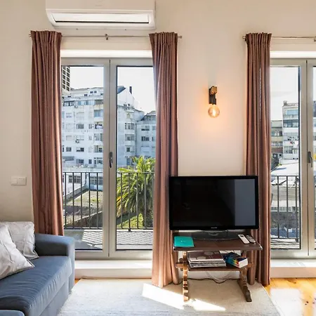 Stylish Duplex With Balcony In By Lovelystay *