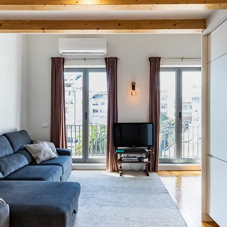 Апартаменты Stylish Duplex With Balcony In By Lovelystay *