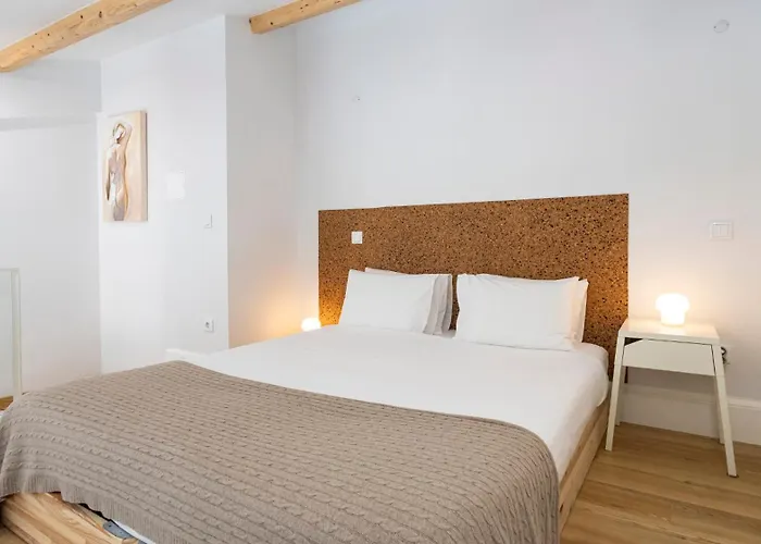 Stylish Duplex With Balcony In By Lovelystay 公寓 波尔图