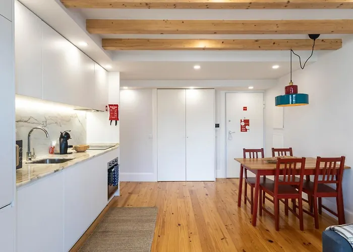 Stylish Duplex With Balcony In By Lovelystay Διαμέρισμα Πόρτο