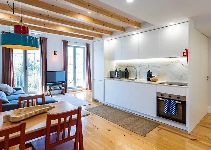 Stylish Duplex With Balcony In By Lovelystay Διαμέρισμα Πόρτο