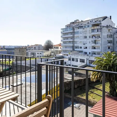 Stylish Duplex With Balcony In By Lovelystay Porto