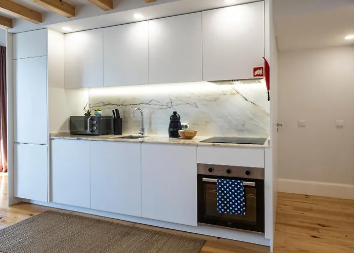 Stylish Duplex With Balcony In By Lovelystay Appartamento Oporto